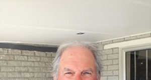 Gansbaai Gholfklub: Houespel behoort aan Charlie Bent