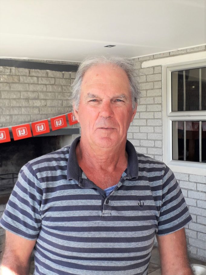 Gansbaai Gholfklub: Houespel behoort aan Charlie Bent